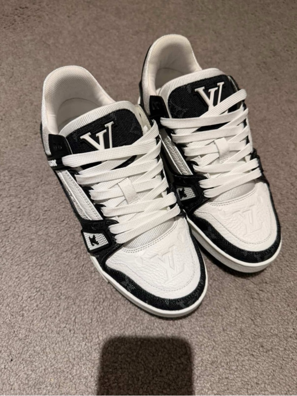 Louis Vuitton Black & White Monogram Low-Top Sneakers